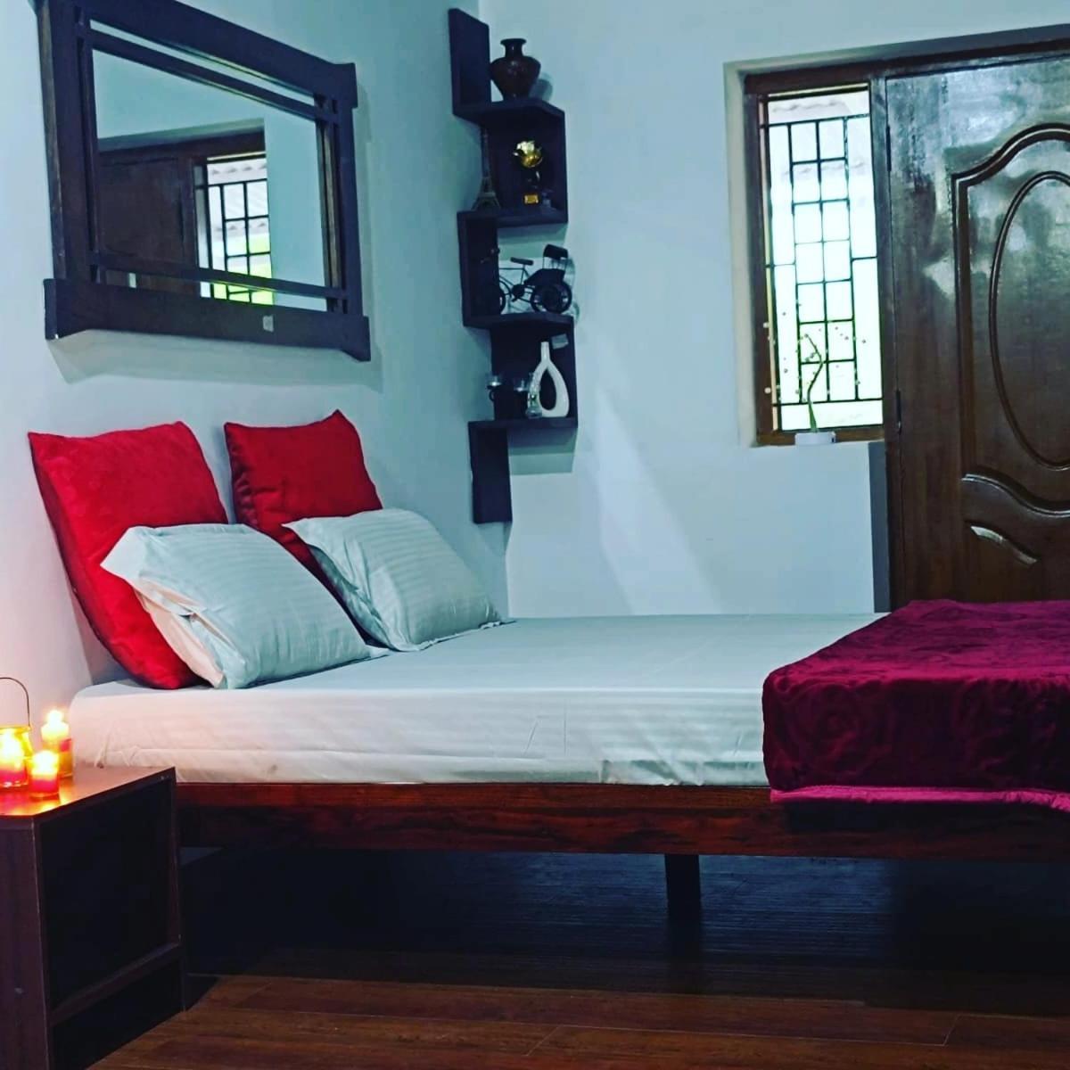 Little Valley Villa Уті Екстер'єр фото